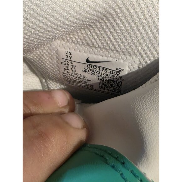 Size 7Y- Nike Air Jordan 1 Marina Blue & Nike Dunk High Stadium Green Miss-match - Picture 9 of 9